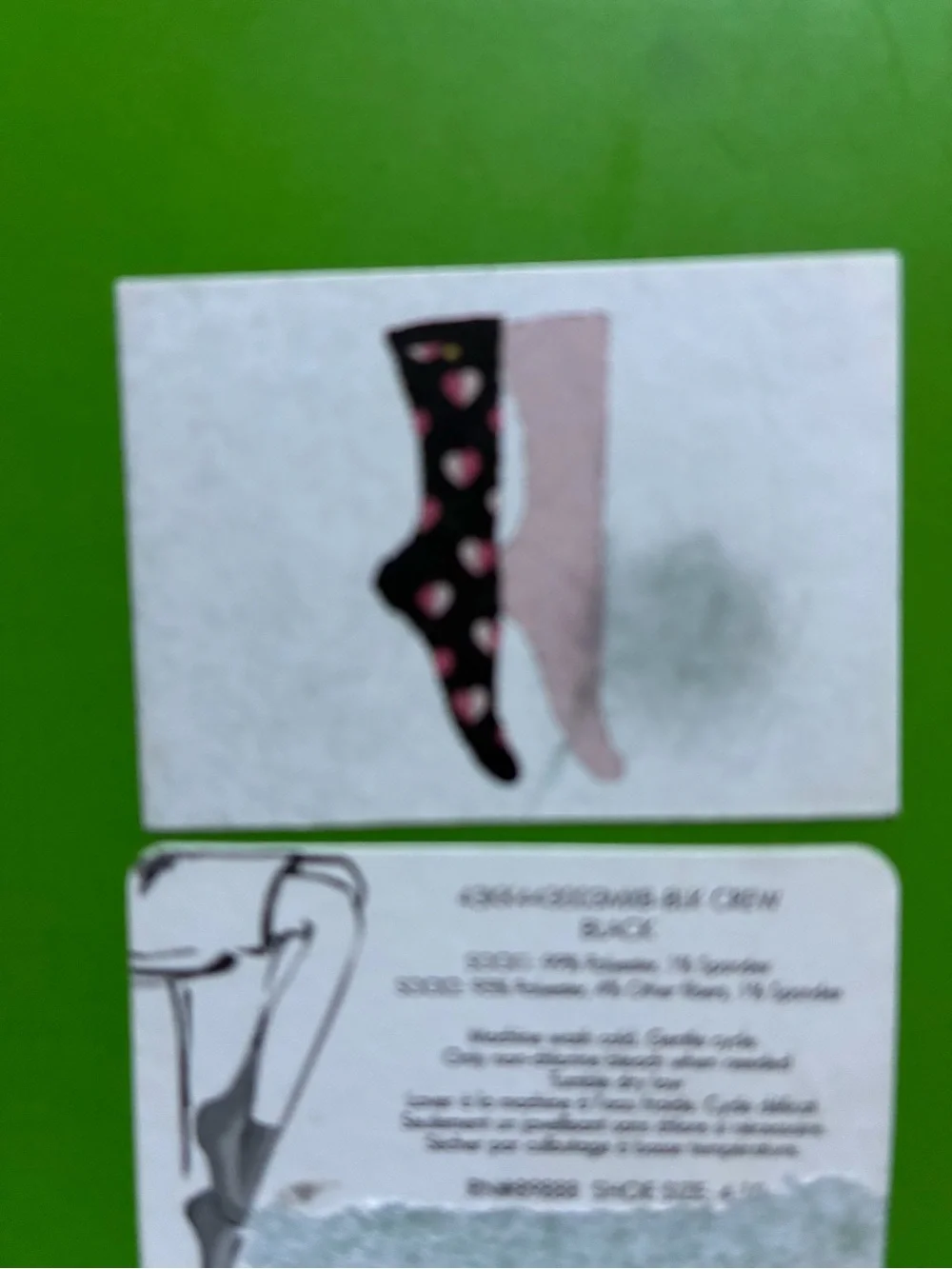 Kate Spade Pink Hearts Crew Cozy Socks Gift Box Women’s One Size